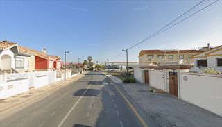 Casa aparellada  Andalucia. Casa en avenida andalucia