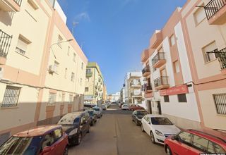 Erdgeschoss  Semanario la higuerita. Piso en calle semanario la higuerita