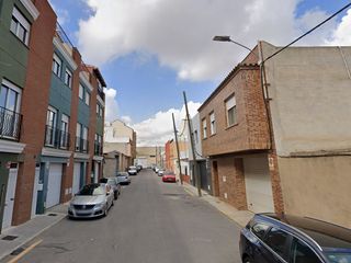 Planta baixa  Tirig. Piso en calle tirig