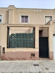 Casa aparellada  Sarajevo. Casa en calle sarajevo