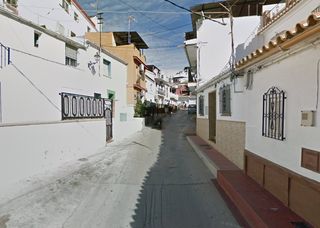 Zweistöckige Wohnung  Cañadu. Piso en calle cañadu