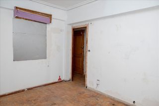 Flat  La cigüeña. Piso en calle la cigüeña