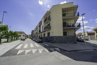 Aparcament cotxe a Taure