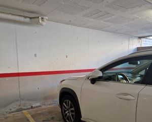 Aparcament cotxe a Escorial