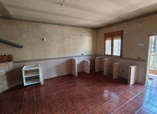 Casa aparellada  Oliva de sabuco. Casa en calle oliva de sabuco