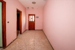 Dúplex  Tarife (los). Piso en pasaje tarife los