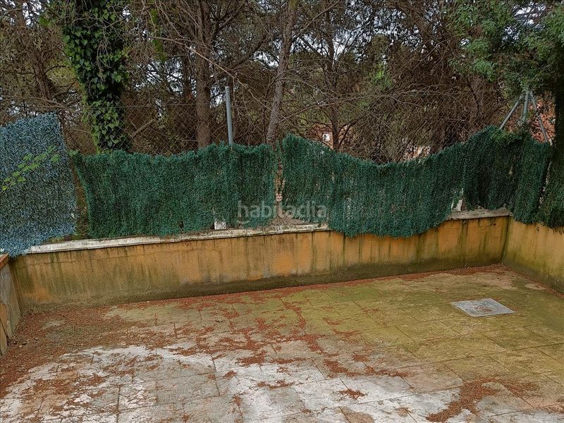 Foto a9eb5b7d-0909-4bfb-86d9-0f6729ef1e2f. Xalet amb piscina a costa Cunit - els jardins - els rosers Cunit