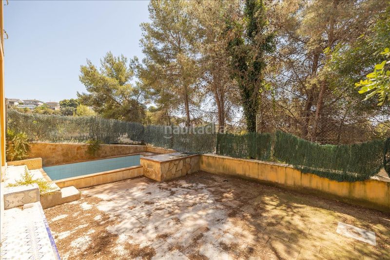 Foto d451b151-e196-48e4-b628-4645d3f0cd32. Xalet amb piscina a costa Cunit - els jardins - els rosers Cunit