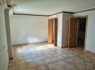 Pis  Moreras. Piso en calle moreras