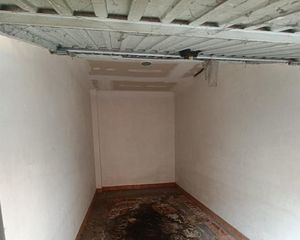 Aparcament cotxe a Sant Damia