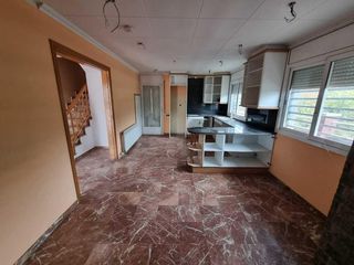 Xalet  Roses (les). Casa en calle roses les