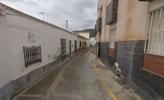 Etagenwohnung  Real. Piso en calle real