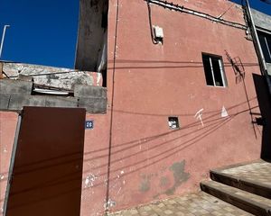 Casa aparellada a Loma