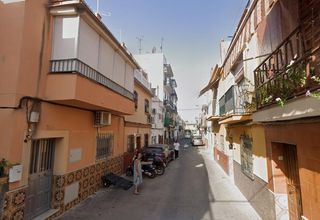Casa aparellada  Bermudez reina. Casa en calle bermudez reina