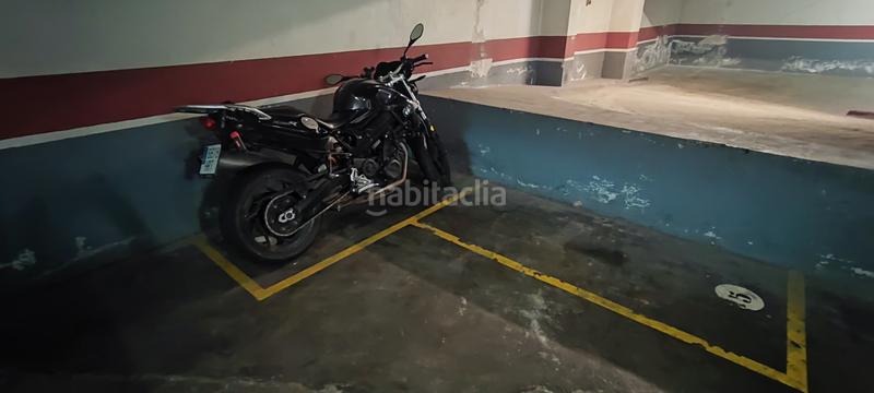 Foto 530b409f-6cc7-4351-969d-cdeff1f3d2a1. Miete motorradparkplatz in carrer de casanova 27 in Barcelona