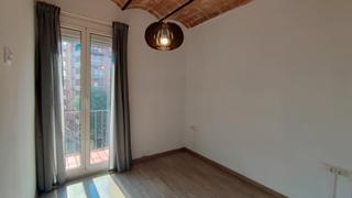 Affitto Appartamento  Rambla de badal. Sants 2 hab exterior con balcon. temporada