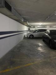 Aparcament cotxe a De cornellà 55. Plaza de parking en venta