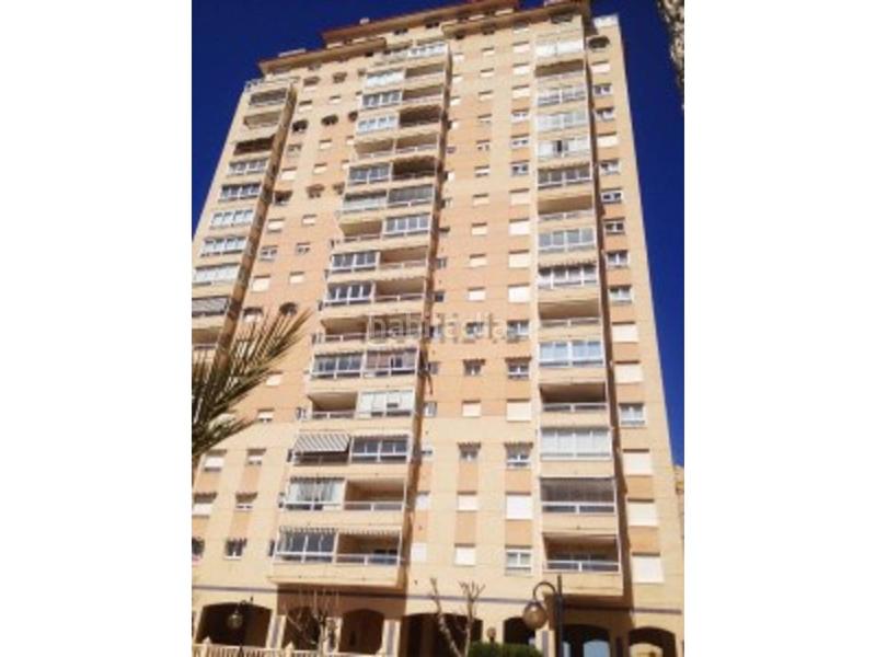 Foto 238db228-03a9-434f-b1b9-68f8d43f654b. Affitto attico con riscaldamento parcheggio piscina in Campello (el)