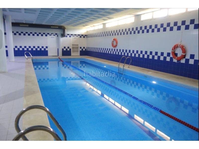 Foto 054abbfb-0a60-44e3-bc60-94f7ec29693e. Rent penthouse with heating parking pool in Playa Muchavista Campello (el)