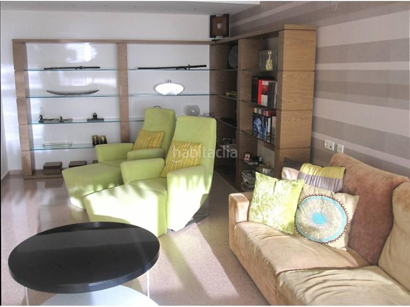 Foto 3e49c80f-57cc-4d37-960f-571fe7179f32. Rent penthouse with heating parking pool in Playa Muchavista Campello (el)