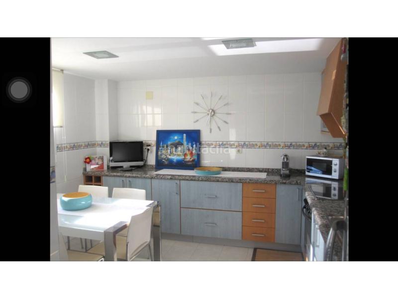 Foto 41692a94-470e-4adc-8678-5826ff58bb87. Rent penthouse with heating parking pool in Playa Muchavista Campello (el)