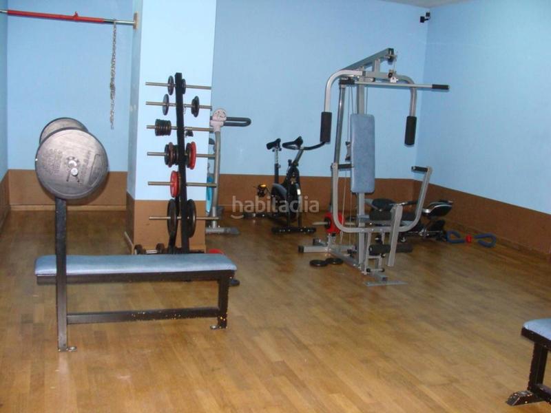 Foto 76ccaa54-a3e0-4336-aaec-57c9f1cb354b. Rent penthouse with heating parking pool in Playa Muchavista Campello (el)