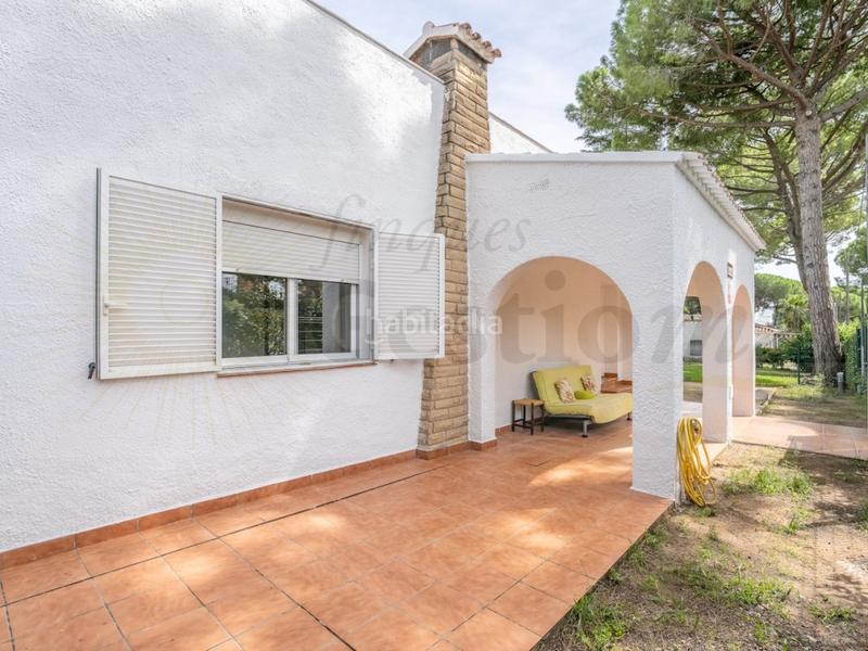 Foto 1216574d-8038-4fdc-9fa8-e5387ea8b7ca. Chalet in calle forjador del 3 in Platja de Mont-roig Mont-roig del Camp