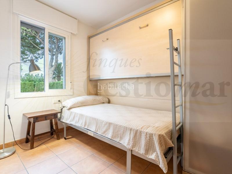 Foto 17b66460-2e17-4ddf-adae-60f0d4b88e76. Chalet in calle forjador del 3 in Platja de Mont-roig Mont-roig del Camp