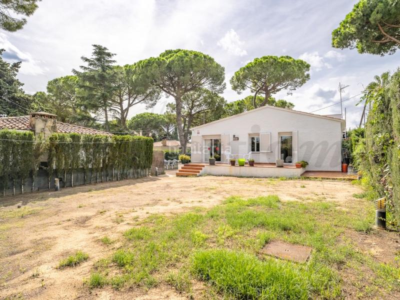 Foto 471a3f55-63dd-4014-a916-6527e44143c7. Chalet in calle forjador del 3 in Platja de Mont-roig Mont-roig del Camp