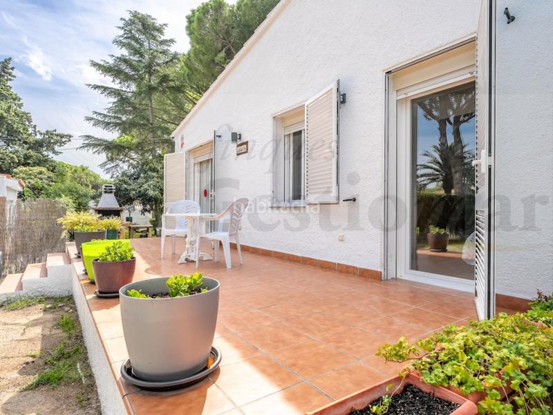 Foto 512ff47f-eb69-4625-a8bb-690c0130b3fc. Chalet in calle forjador del 3 in Platja de Mont-roig Mont-roig del Camp