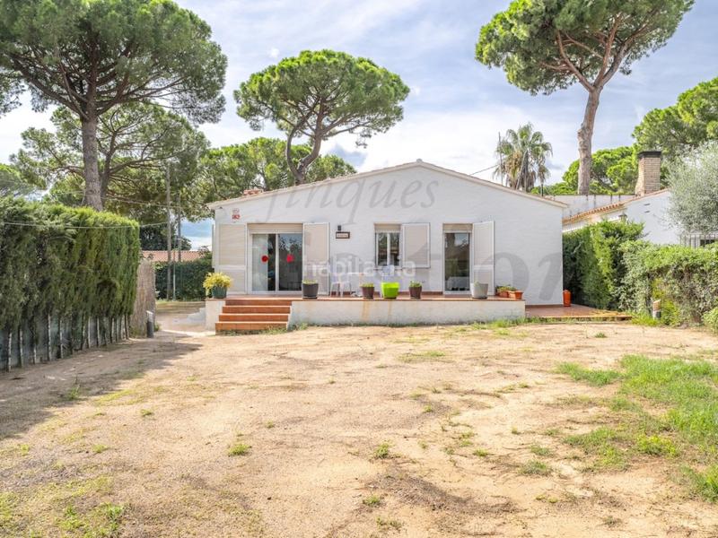 Foto dd6b3bb2-d3bc-45e4-abdd-8d9a18a66225. Chalet in calle forjador del 3 in Platja de Mont-roig Mont-roig del Camp