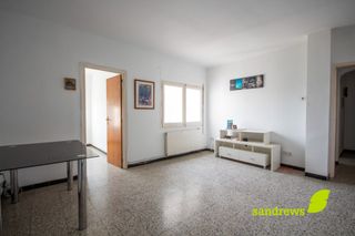 Maison jumele dans Poble Nou-Olivar Gran. Casa adosada con 7 habitaciones con parking, calefaccin y jard