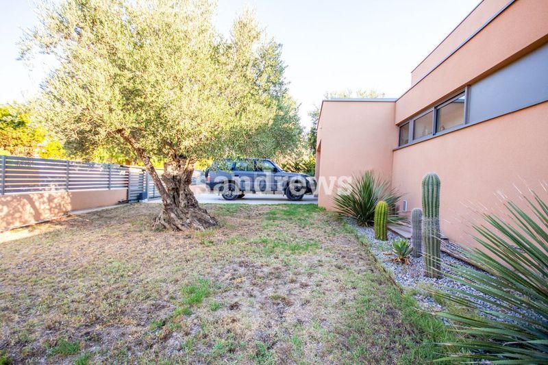 Foto 42384660-2dd0-42a8-bb65-934472293f36. Casa amb calefacció a Peralada