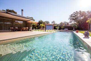 Haus in Peralada. Villa con piscina en el gold de peralada