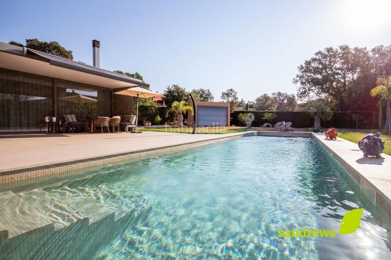Foto c4898b08-3bdc-4436-b123-fa466adaee7f. Casa villa con piscina en el gold en Peralada