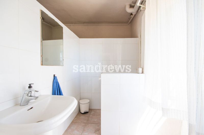 Foto 52a37449-bb48-432c-ae6a-df99024f336b. Masia a Riells Escala (L´)