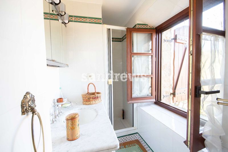 Foto ad8a0db0-5784-433c-b903-779333df248a. Masia amb calefacció piscina a Agullana
