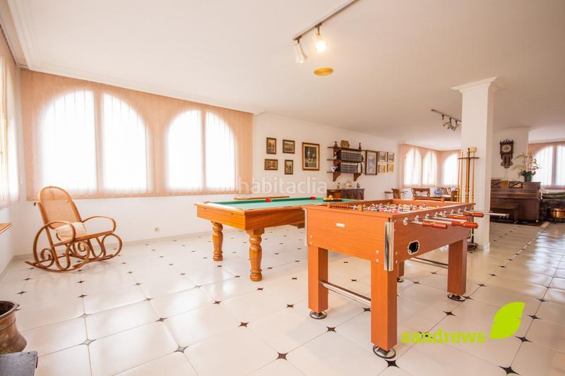 Foto d0e62cd3-5582-48b0-943f-755d095ac33a. Casa a schiera con riscaldamento in Centre Figueres