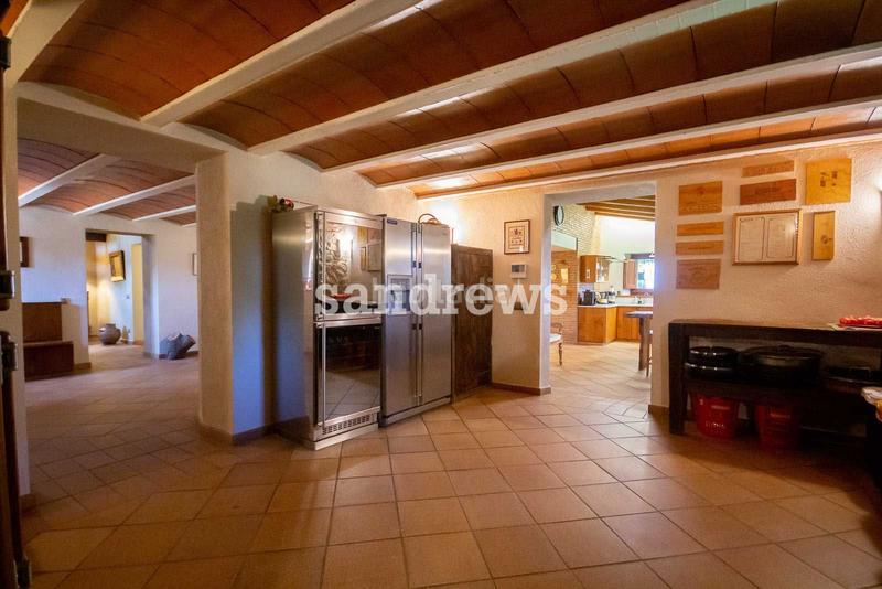 Foto ef9124ef-5e57-4028-9b30-fe52d57a4848. Masia amb calefacció piscina a Cassà de la Selva