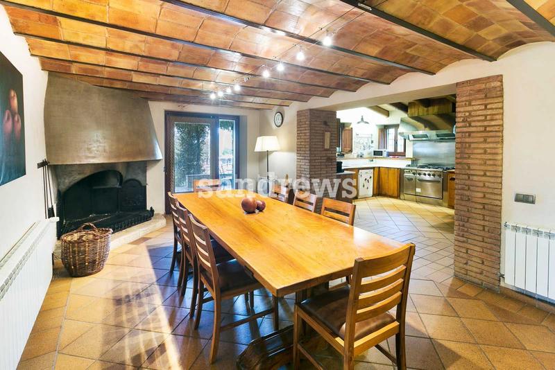 Foto fd5fd4f1-b5a8-49ac-88cc-abe66577d440. Masia amb calefacció piscina a Cassà de la Selva