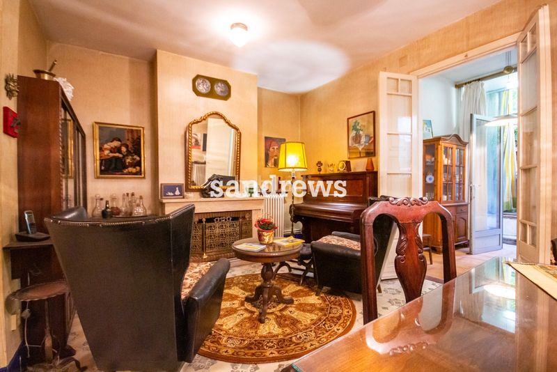 Foto 40782950-2622-480d-addb-e8a802db3668. Casa adossada amb calefacció a Centre Figueres