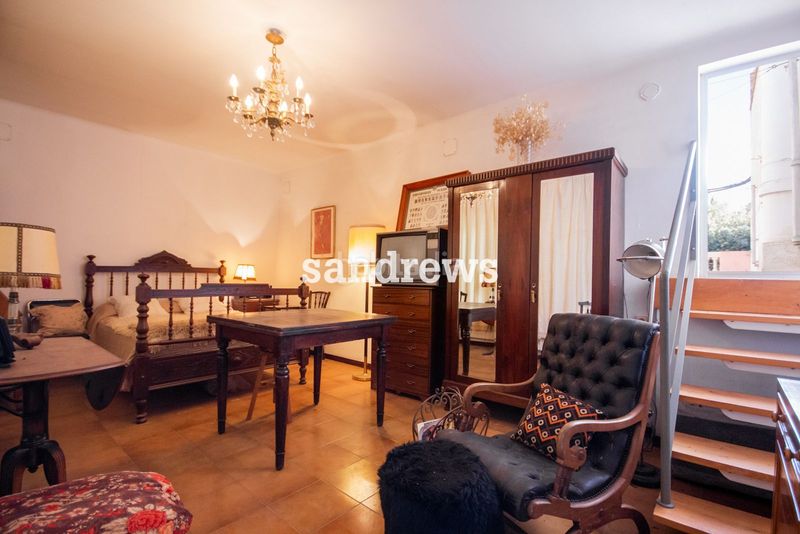 Foto c32e5c05-c952-4092-8894-324fed890c5a. Casa adossada amb calefacció a Centre Figueres