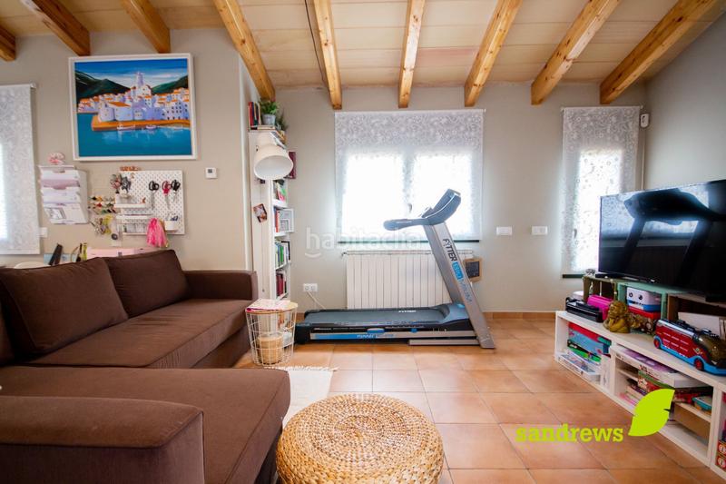 Foto 7b1f4c87-0bf4-4598-8097-55acd6761363. Casa excelente casa unifamiliar con jardín y piscina en Sant Miquel de Fluvià