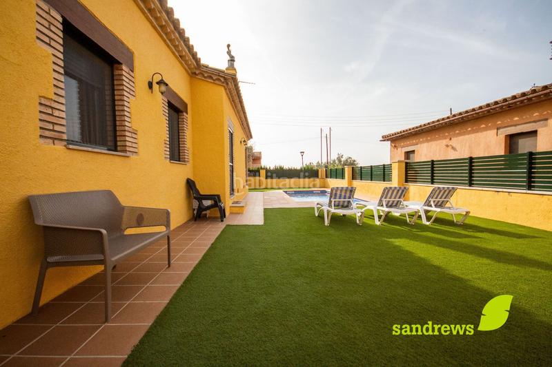 Foto cd83c652-f869-4b7f-926d-e39654fa1788. Casa excelente casa unifamiliar con jardín y piscina en Sant Miquel de Fluvià