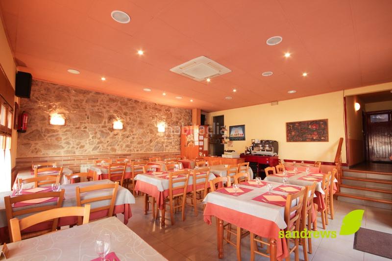 Foto 56f452ae-c10e-4f97-8d50-25a06e939823. Edificio hostal con restaurante en venta en Agullana