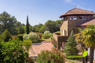 Casa a Cabanelles. Gran finca rústica en cabanelles  encanto, naturaleza y posibili