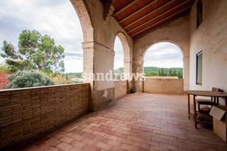 Casa a Pontós. Casa de pueblo en venta en pontós alt empordà con gran parcela y