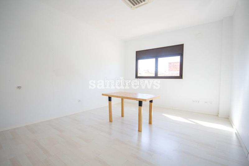 Foto c4f7cfbb-012c-4227-8b92-716ef3160a16. Reihenhaus mit heizung pool in Vilafant