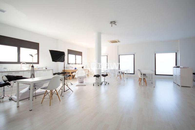 Foto d7e9e811-50e5-4dd3-be59-e4f988bd1529. Reihenhaus mit heizung pool in Vilafant