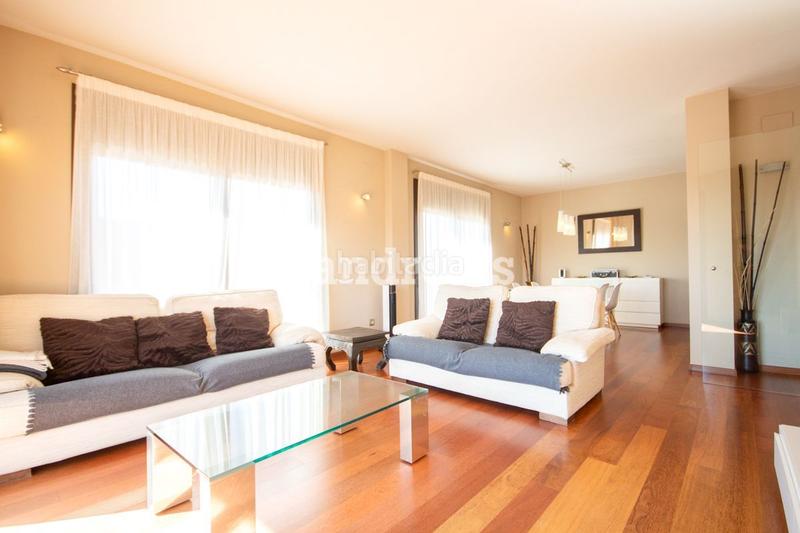 Foto e9801fb6-935f-4217-9298-849b4dd761c0. Reihenhaus mit heizung pool in Vilafant